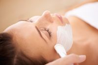 Hautpflegeberatung und Tiefenreinigung der Haut mit apparativer Kosmetik in Niedermohr